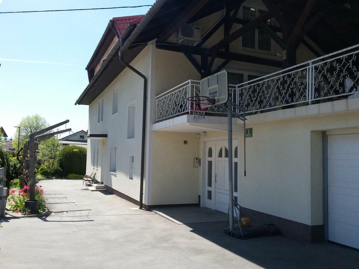 Vila Bbq Ljubljana Exterior foto