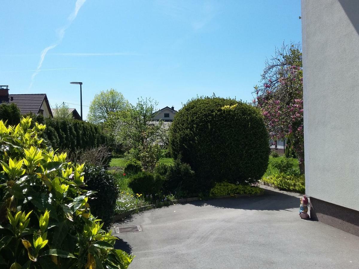 Vila Bbq Ljubljana Exterior foto